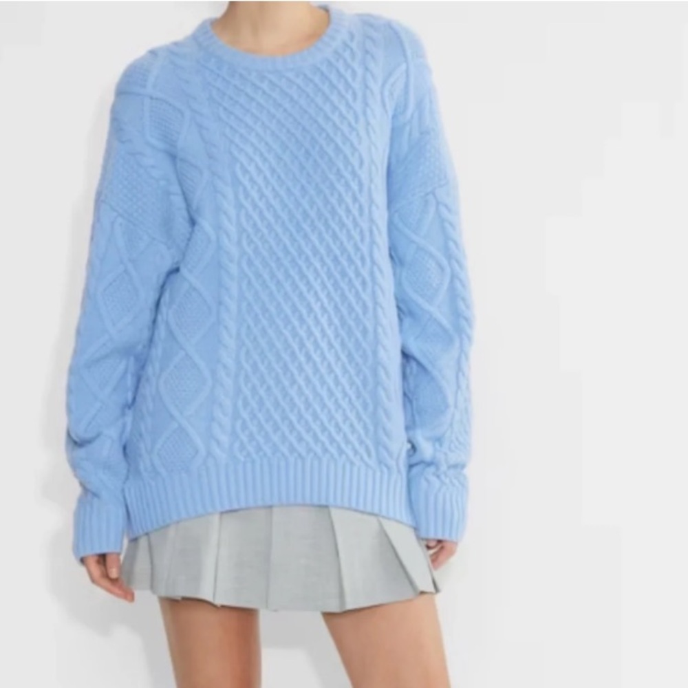 Aritzia / Sunday Best Crewneck Sweater. NWOT.